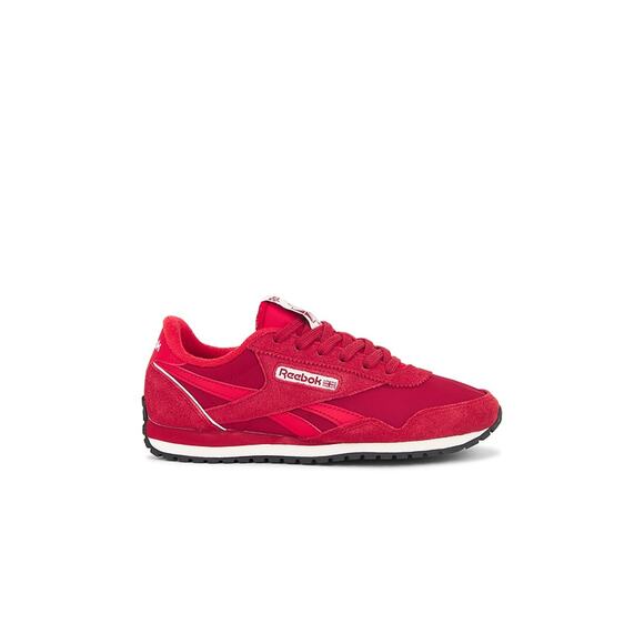 Reebok 'Heritage' Red Suede Running Sneaker Size 6.5 - Picture 1 of 6